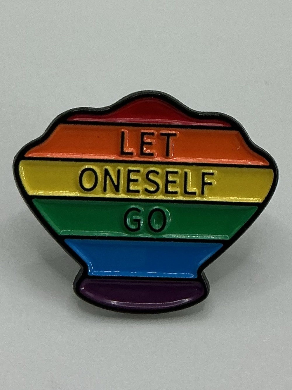 LGBTQ RAINBOW PRINE FLAIR ENAMEL PIN SHELL SHAPE LET ONESELF GO UNISEX